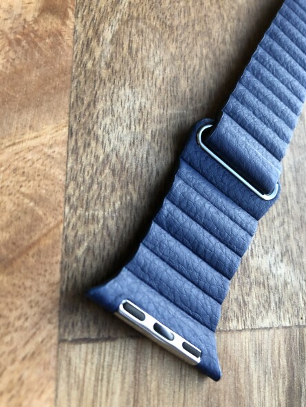 Кожаная магнитная петля для Apple Watch (темно-синий)