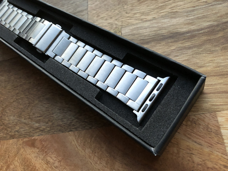 Стальной браслет Crested Steel для Apple Watch (серебристый)