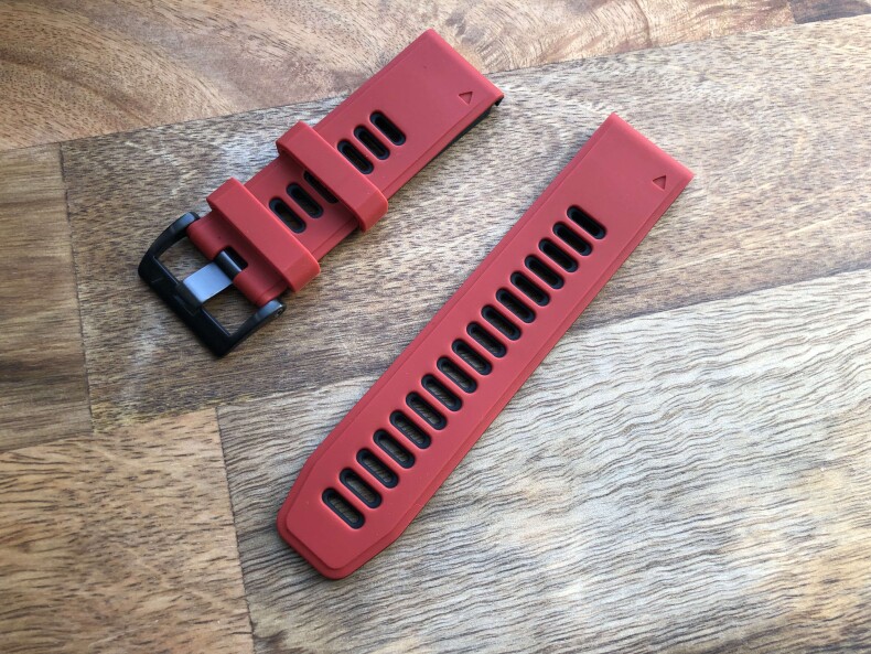 Силиконовый ремешок для Garmin Fenix 6X (красный/черный)