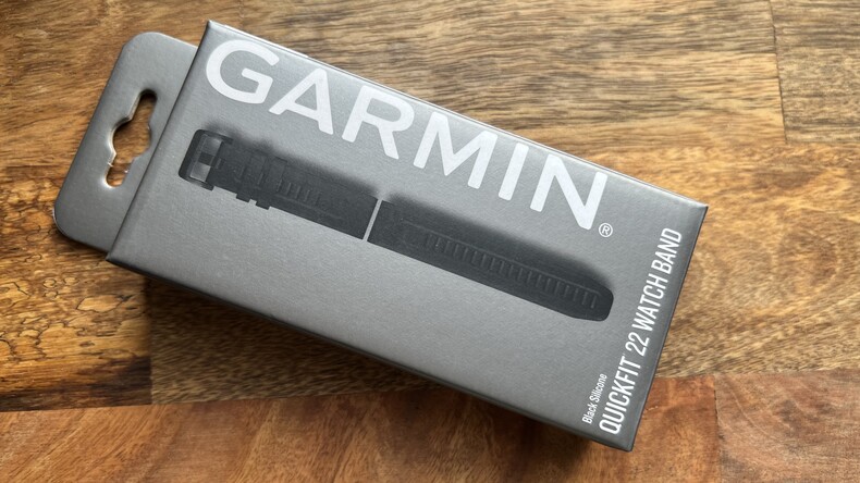 Оригинальный силиконовый ремешок Garmin Quickfit 22 mm. Black (010-13111-00)