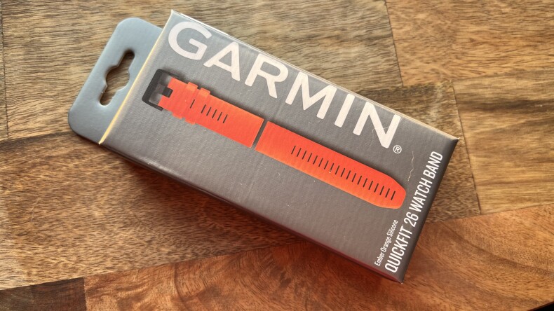 Оригинальный силиконовый ремешок Garmin Quickfit 22 mm.Ember Orange (010-12863-01)