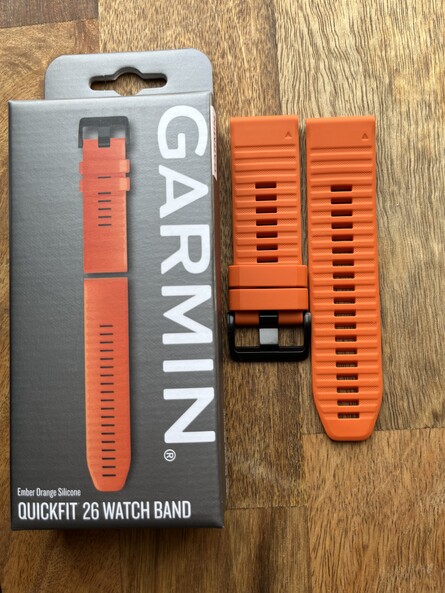 Оригинальный силиконовый ремешок Garmin Quickfit 26 mm. Ember Orange (010-12864-01)