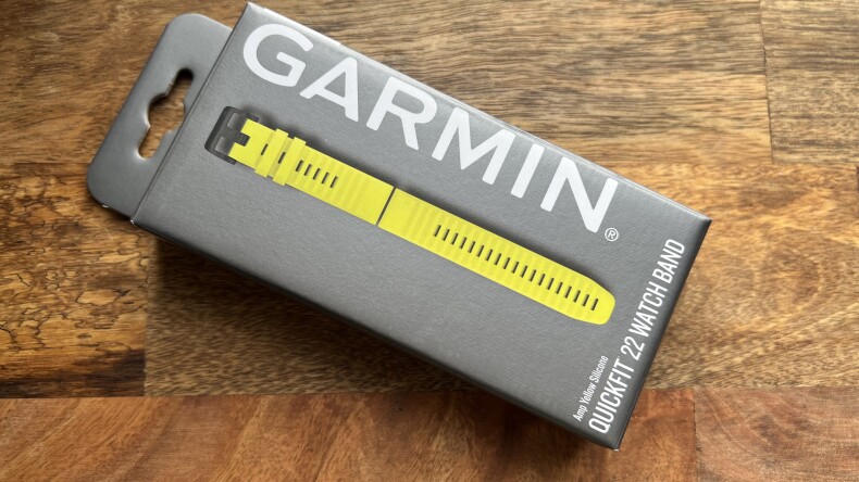 Оригинальный силиконовый ремешок Garmin Quickfit 22 mm.Amp Yellow (010-12863-04)