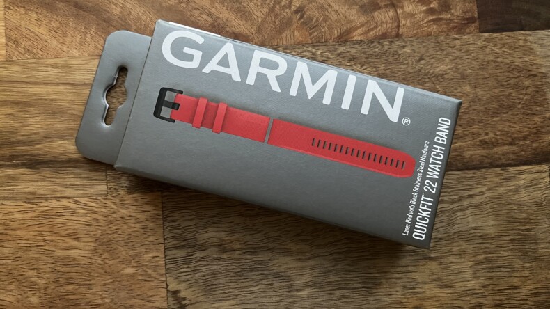 Оригинальный силиконовый ремешок Garmin Quickfit 22 mm (Laser Red) 010-12901-02