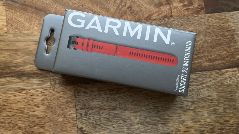 Оригинальный силиконовый ремешок Garmin Quickfit 22 mm (Flame Red) 010-13111-04