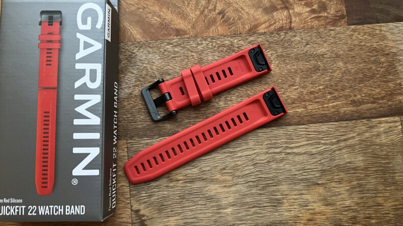 Оригинальный силиконовый ремешок Garmin Quickfit 22 mm (Flame Red) 010-13111-04